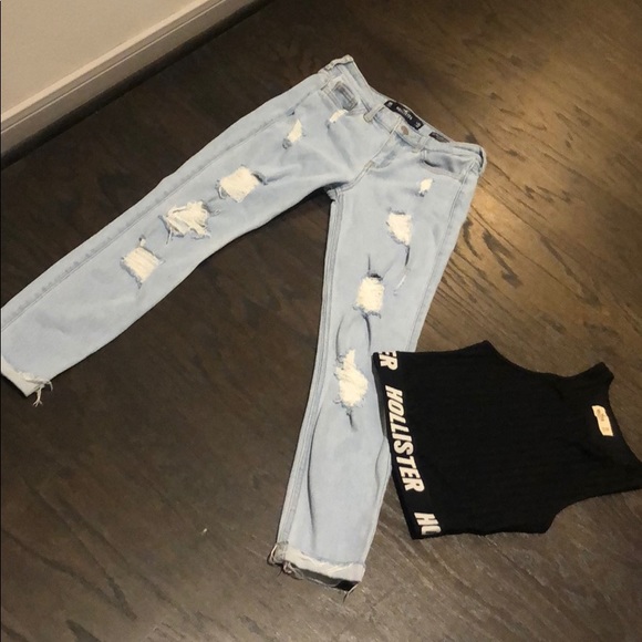 Hollister Denim - Hollister Bundle! jeans and a cropped halter top